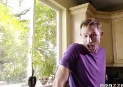 Bootylicious Brooklyn Gets Her Butthole Banged