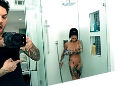 Sensual busty brunette Joanna Angel screwed in the missionary pose