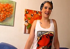 Sexy Redhead Sucking His Cock Like A Real Pro - Linda Lush