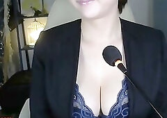 Korean hot camgirl with sexy big tits