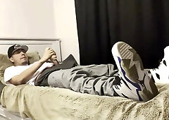 Chillin and Sagging in Couch While I Pummel My Fucktoy - SexySaggerYo