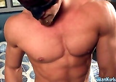 Hot hunk poses and jerks his schlong