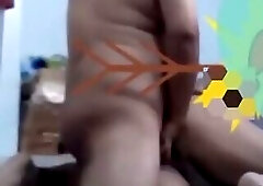 Otro fatty que bota su leche
