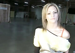 Cute playgirl Cheyenne Cooper mounts her vagina on a large wang