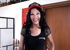 Hawt Shemale Priscylla Modella Likes Soaked Italian Schlong