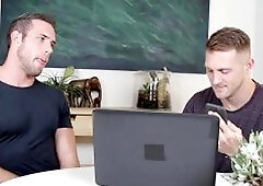 DrillMyHole - Inked hunk goes for plowing hard