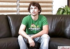 Curly guy wanking his dick