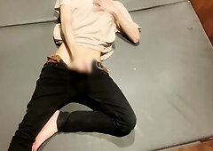 I lay down in an internet cafe and filmed my getting off from above ♡