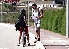 UNCUT - Hitchiking Edition - Behind The Scene