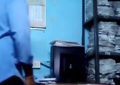 Sir Ne Classroom Ke Andar Kuwari Ladki Ki Chudai Kari