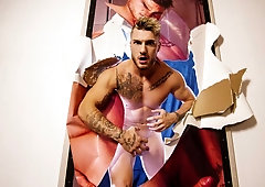 Ethan Chase dominated by a beefy top William Seed