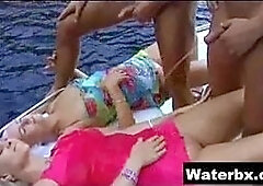 Erotic Gal Taking Piss Hardcore Makeout