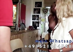 Mutti und tante ficken mich in der Bar