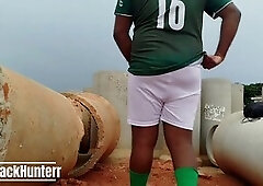 After the football match, The Hunter Black enjoys some solo outdoor action