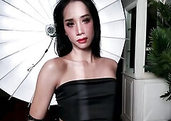 FRANKS-TGIRLWORLD - Curves Underneath Pressure