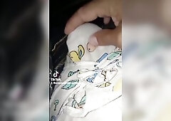 Urine-moist cloth diaper