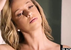 Jada has lastly dumped the dumbass who has been making false promises, and now it's time to get out ahead of him in the dating field. No thing wi