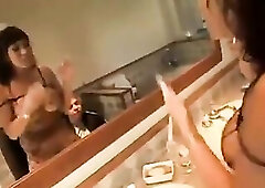 damn, i love this doxy so much. maybe the hottest doxy on the business. have a fun