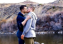 Impressive anal with two amateur hotties