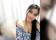 eighteen Year Old College Hotty Loses a Wager and Shows Me Her Boobs