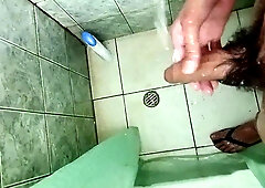 fat man-meat cum-shot in the bathroom