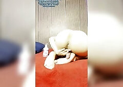 TRANS CUTIE MASTURBATES RUBBING HER DICK ON HER OWN FEET SOLES