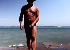 watch him show off outdoors