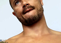 Immense manmeat of my gym trainer uncovered despite of him pon flick ! Vitor