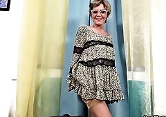 GRANNY INGA GIVING FELLATIO