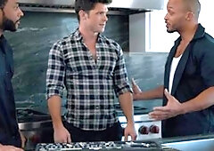 Noir Male: Wet & Wild Plumbing Services