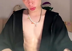 i edited my porno vid lol (dude faps in his couch apartment) kawaii !