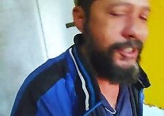 stink hairymale in the mrning