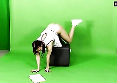 Talented exposed gymnast Kim Nadara widening legs