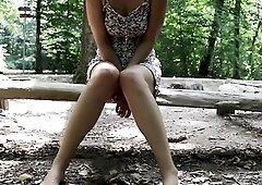 Miamana Outdoor - I walked throughout the Town Park showed off my Hawt Butt and Masturbated a bit