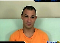 Amateur dude gets facial sucking cock