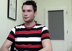 Lanky heterosexual jerking off furiously