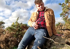 Onanism in the woods, climb on, outdoors, nature, lumberjack. PUBLIC WEBSITE