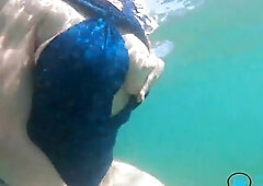 mother I'd like to fuck in swimsuit with large Titties Masturbates in the Sea