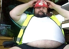 Hoggtubbs shows off his huge belly in this construction clip