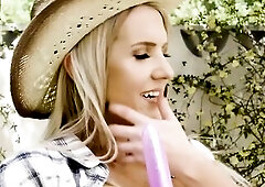 TRANS GIRLS - Cowgirl Kayleigh Coxx Makes A Hawt Day Even Hotter With Her Taut Butt And Toys