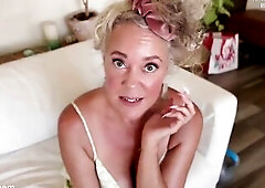 Your Nanny Is Obsessed With Your Large Pee Pee