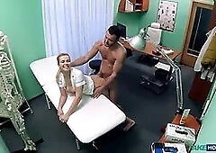 Faux hospital - repair guy slurps nurse cunny then cums on blonda nurse butt