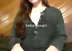 hottie with glasses cums