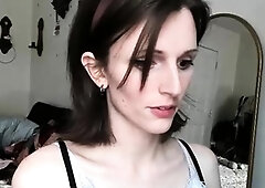 Romanian amateur webcam teen masturbate