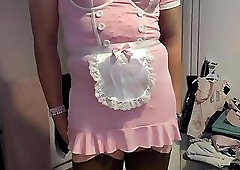 Holly wants to be your sissy maid