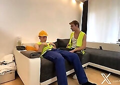 ⭐​Construction workers fuck 4 cash⭐​