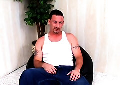 Seduced into BJ by photographer