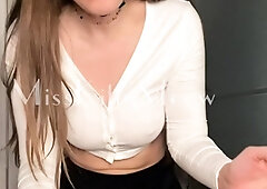 Cute amateur webcam teen girl toying pussy on webcam