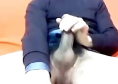 Italian Str8 Fellow with Giant Knob spunks on web cam 118