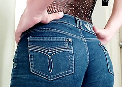 Mexican Femboy Sumptuous Bum in Taut Jean Cut-Offs (flashing thong)